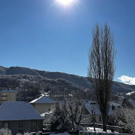 La Maison Aux Volets Bleus 3eme Etage * Вик-сюр-Сер