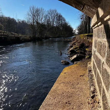 La Maison Aux Volets Bleus 3eme Etage Вик-сюр-Сер